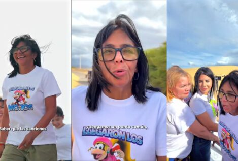 Delcy Rodríguez luce una camiseta con el lema «llegaron los monos» tras la polémica en Madrid