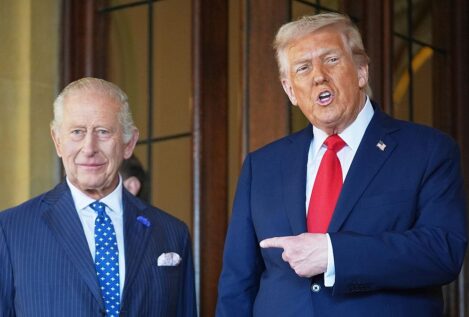 El 'recado' de Trump a Starmer: Reino Unido le habría ayudado en Irán si fuera por Carlos III