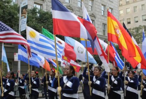 'Hey, Trump! Listen to nosotros: we somos the hispanos'