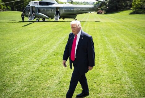 Trump avisa a Irán: «Última oportunidad» para la paz o «volará el país por los aires»