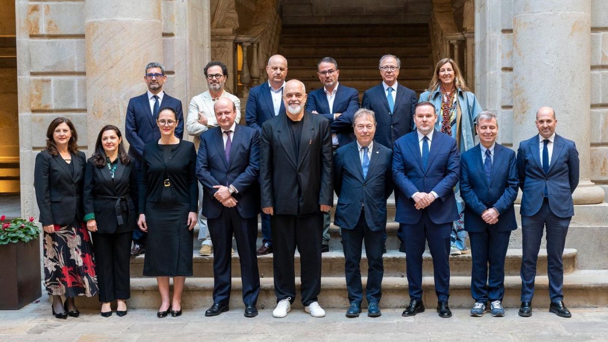 La Cambra de Comerç y Ágora Diplomática reúnen a empresarios con el líder albanés