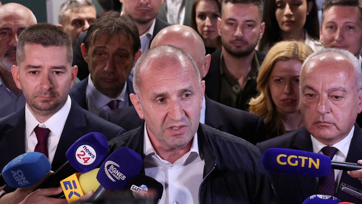 El prorruso Rumen Radev gana las elecciones en Bulgaria con mayoría absoluta