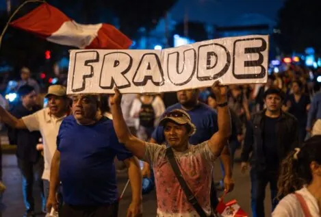 Un candidato peruano denuncia fraude electoral y llama a la «insurgencia civil»