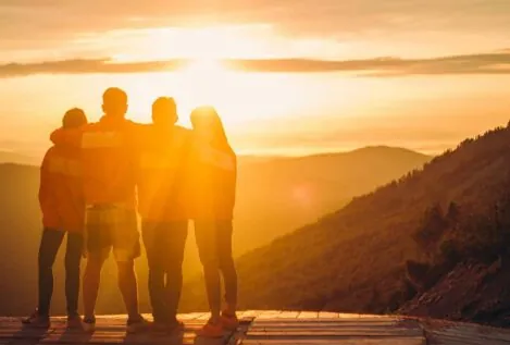 Erich Fromm, psicoanalista, ya lo tuvo claro en 1954: «La felicidad no es un don de los dioses, se da por la productividad interior del hombre»