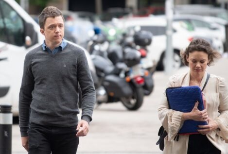  Errejón pide que «la justicia» haga a Mouliaá «responder por tantas mentiras y difamaciones»