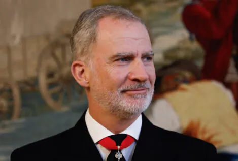 La escapada del rey Felipe a este bonito pueblo de Málaga mientras su padre recibía un premio en París: «Estuvo muy animado en una boda»