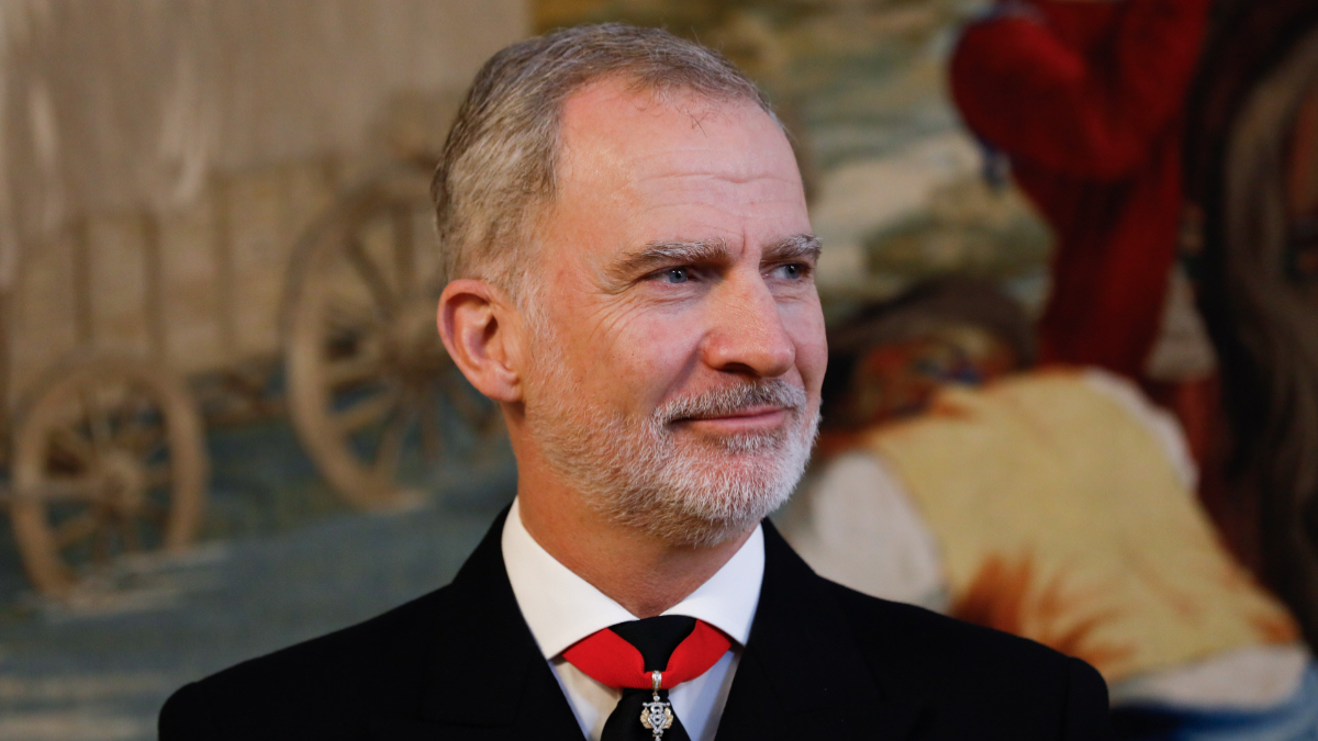 La escapada del rey Felipe a este bonito pueblo de Málaga mientras su padre recibía un premio en París: «Estuvo muy animado en una boda»