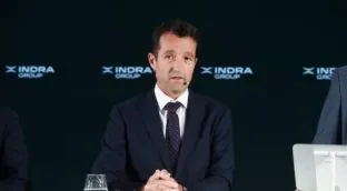 Ángel Escribano vuelve a EM&E como apoderado a las puertas de una fusión con Indra