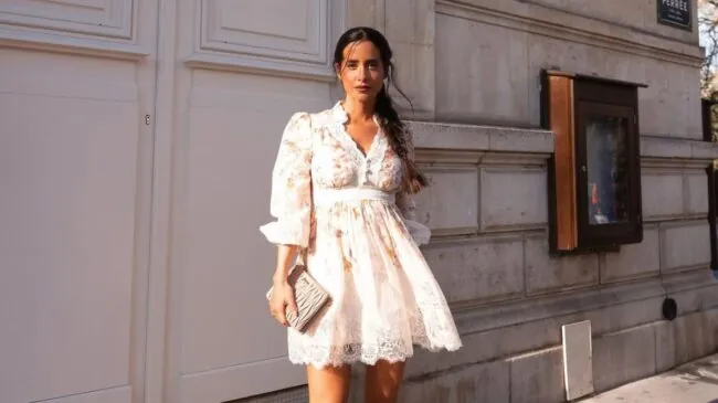 Parece que es para la Feria de Abril, pero en realidad este estampado de Zara y Mango es el más tendencia que verás en Madrid en primavera