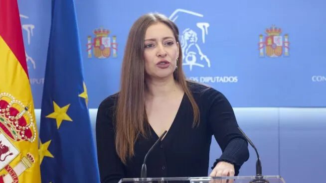 El PP dice que no sabe si habrá antes pacto con Vox en Extremadura o en Aragón