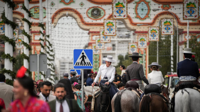 El fenómeno ‘papagorda’ de la Feria de Sevilla resiste pese a multas de 10.000 euros