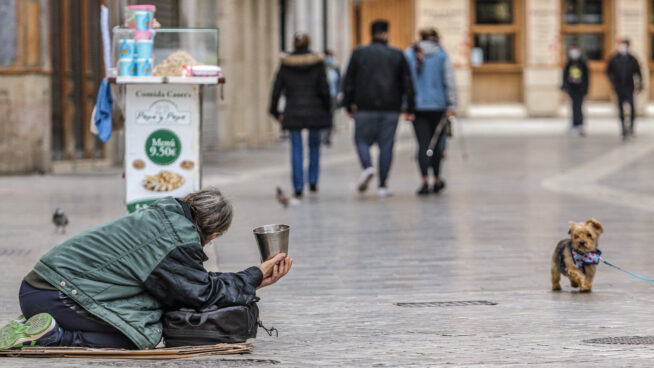 España tiene 330.000 personas más en riesgo de pobreza que en 2019