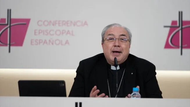 La Iglesia rechaza la idea de prioridad nacional: «No nos movemos a nivel de eslogan»