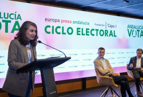 Maíllo reivindica la unidad de la izquierda junto a Irene de Miguel para avanzar frente a PP-Vox