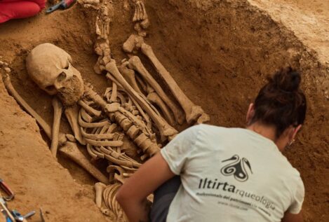 Cataluña exhuma 50 cuerpos de la batalla del Ebro con el riesgo de no poder identificarlos