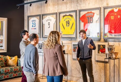 Airbnb ofrece más de 30 experiencias únicas sobre fútbol: desde Morientes a Arturo Valls