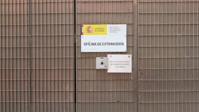 Suben un 3.500% los extranjeros mayores de 65 años que llegan con arraigo familiar