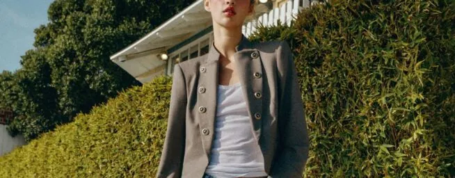 Colas en Zara y Primark por las faldas 'midi' más versátiles que puedes llevar a eventos formales y casuales y se agotarán en tiempo récord