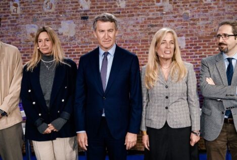 Feijóo acusa a Sánchez de «proteger» a corruptos pero «crujir» a impuestos a la gente