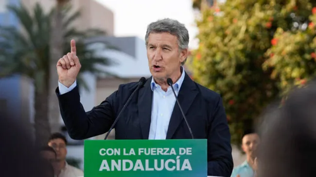 Feijóo reta a Sánchez a querellarse contra Aldama: si no lo hace, «de inventada nada»