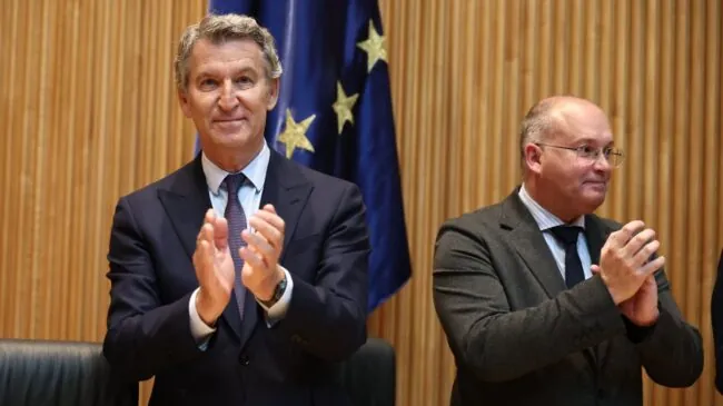 Feijóo arremete contra la regularización: «Es inhumana, injusta, insegura e insostenible»