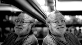 Fernando Savater (78), filósofo español: «La felicidad tiene más que ver con aprender a vivir que con alcanzar metas externas y agradar a los demás»