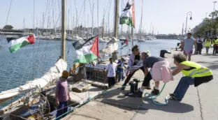 La flotilla pro-palestina pospone su salida desde Barcelona hacia Gaza por el mal tiempo