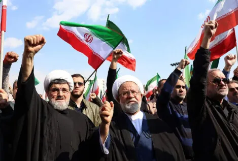 Irán anuncia «ataques devastadores» contra EEUU e Israel tras las amenazas de Trump