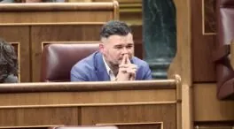 Rufián tacha de «racistas» a Vox y PP por acordar la prioridad nacional