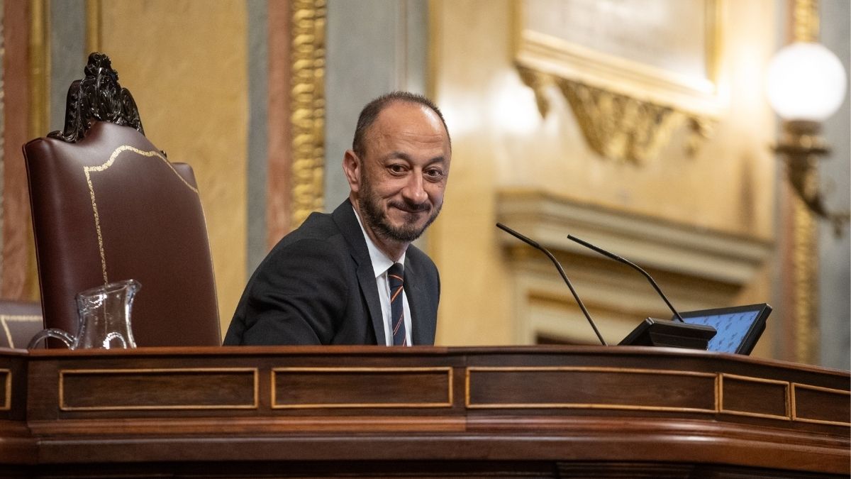 Gómez de Celis, sobre el diputado de Vox: «Sólo pensaba por dónde me iba a llegar el sopapo»