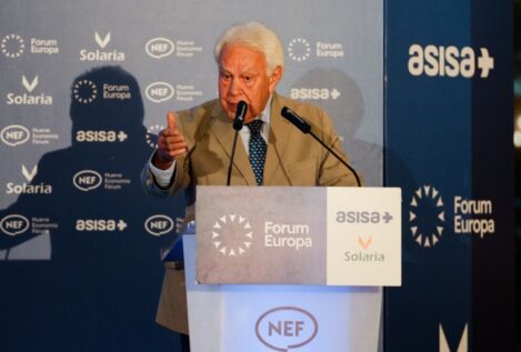 Felipe González pide el regreso «con garantías» de María Corina Machado a Venezuela