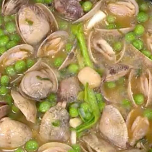 Guisantes con almejas