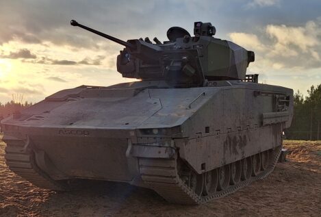 Santa Bárbara completa la fabricación de su primer vehículo blindado Hunter para Letonia