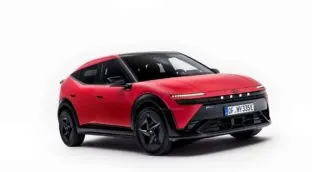 Hyundai Ioniq 3, el heredero eléctrico del Veloster que quiere que te olvides de la gasolina