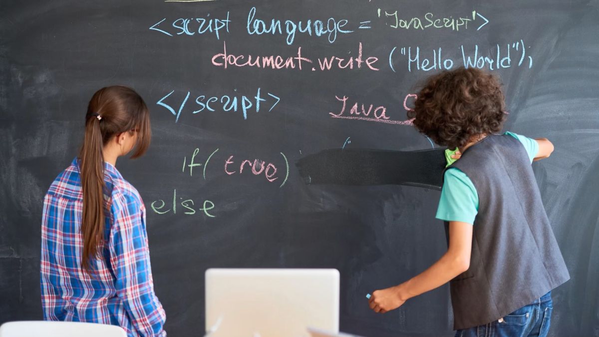 La era del «ChatGPT para profesores» consolida la IA como aliada del docente