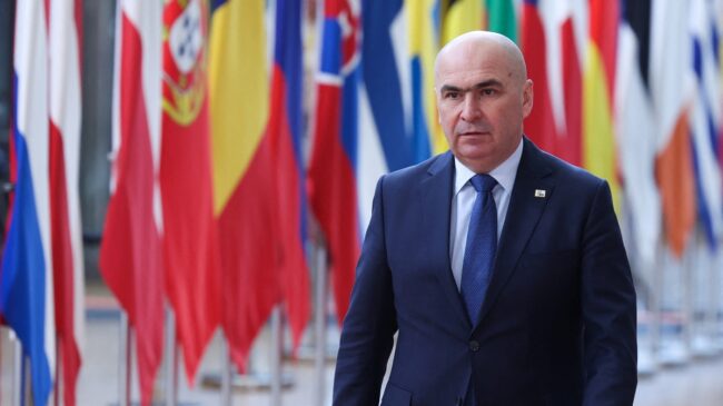 Los socialdemócratas retiran su apoyo al primer ministro de Rumanía y piden su dimisión