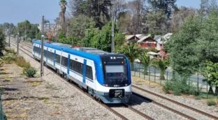 Indra gestionará las comunicaciones de las nuevas líneas ferroviarias de Santiago de Chile