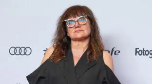 Isabel Coixet, más allá del cine: fue una creativa de éxito, su vida 'foodie' junto a su hija Zoe y una casa llena de libros