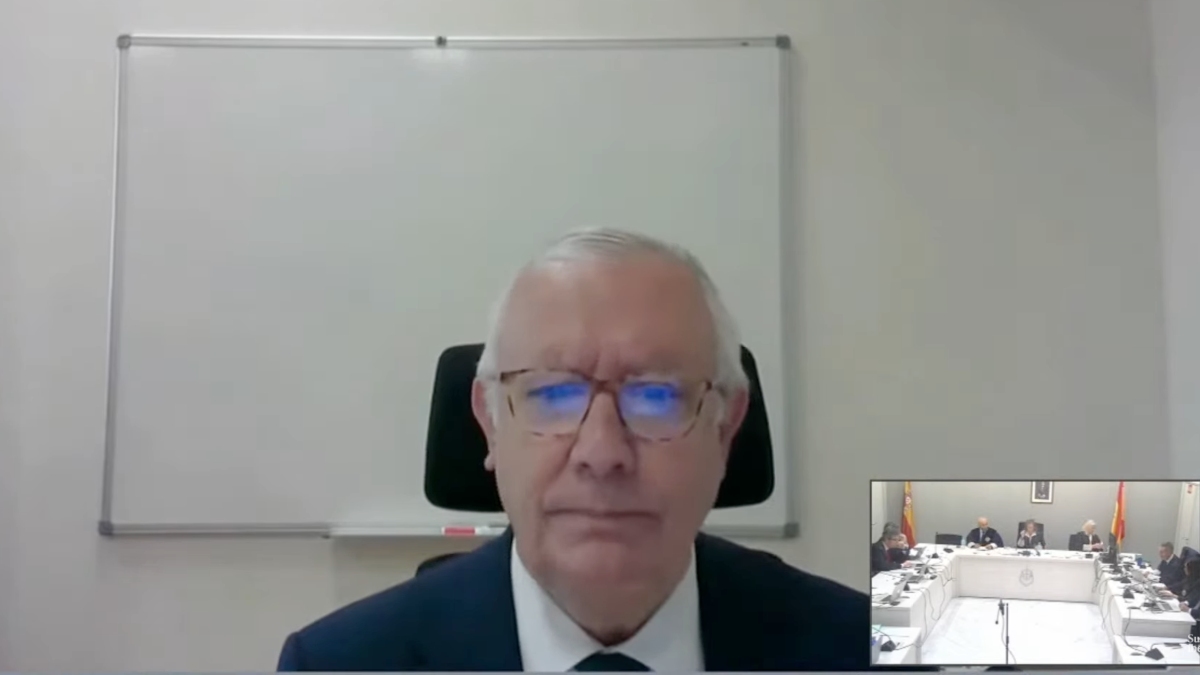 Arenas minimiza el posible audio con Bárcenas y alaba el trabajo de los acusados en ‘Kitchen’