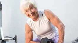 Joan MacDonald, la influencer fitness de 80 años: «El entrenamiento de fuerza no te quiebra. Es necesario para tus articulaciones, equilibrio y para mantenerte firme»