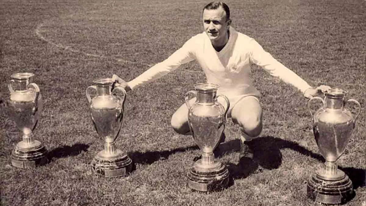 Muere José Emilio Santamaría, ganador de la Copa de Europa con el Madrid y seleccionador