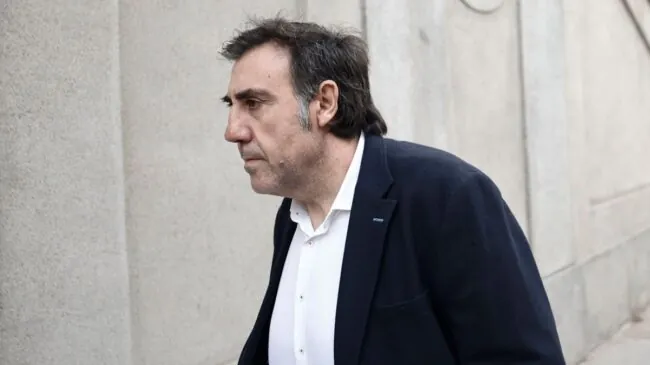 El hermano de Koldo admite ante el juez que fue dos veces a recoger dinero en la sede del PSOE