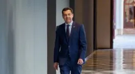 Juanma Moreno roza la mayoría ante el abismo de un PSOE en mínimos, según una encuesta