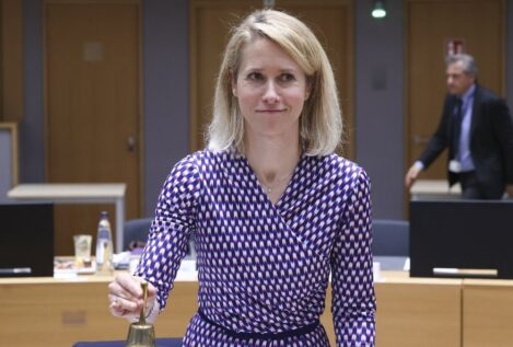 Los 27 aprueban el préstamo a Ucrania y sanciones a Rusia tras meses de veto húngaro