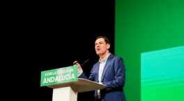 Juanma Moreno pide «hasta el último voto» para no depender de Vox en Andalucía