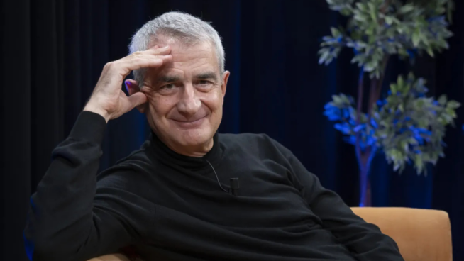 Benito Arruñada: «Cuando sale algún político brillante la ciudadanía tiende a machacarlo»