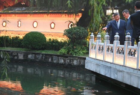 Las empresas españolas redujeron en 2025 su inversión en China al nivel más bajo en 30 años