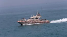 Reino Unido informa de disparos de la Guardia Revolucionaria a un petrolero cerca de Ormuz