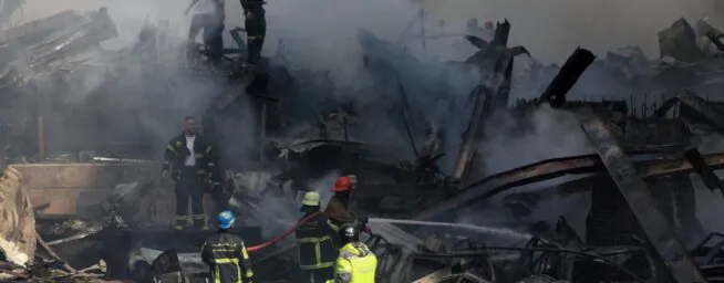 Netanyahu anuncia negociaciones con Líbano mientras mantiene la ofensiva contra Hezbolá