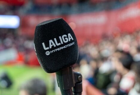Los clubes de LaLiga Hypermotion buscan en el exterior diversificar ingresos y reforzar la marca